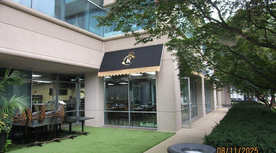 Cafe K is a top-rated kosher restaurant in Silver Spring, MD, serving fresh dairy dishes, gourmet coffee, pizza, pasta, and pastries. Conveniently located in the heart of the Jewish community, Cafe K offers a warm atmosphere, fast service, and high-quality kosher food perfect for families, meetings, and casual dining.