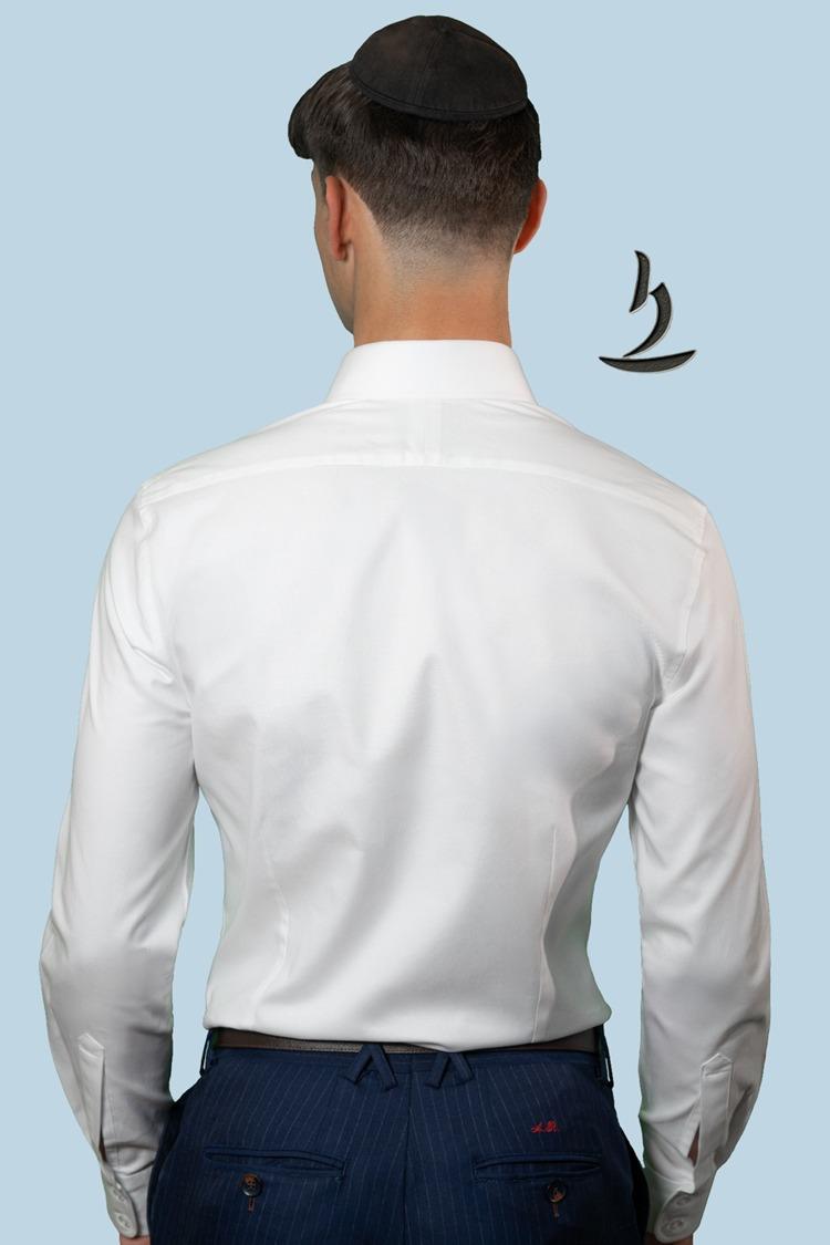 Premium Lvorn white dress shirt designed for boys in yeshiva, made with soft cotton twill and non-iron performance.